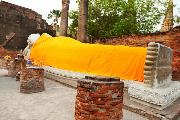 Wat Lokayasutharam, Ayutthaya —  Fotos de Stock
