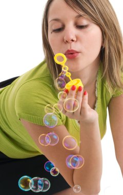 Baloncuk çıkaran kız