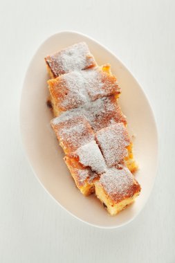 Ev yapımı limonlu kek