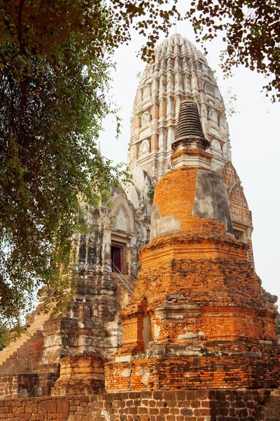 Wat Phra Mahathat, Ayuthaya — Zdjęcie stockowe