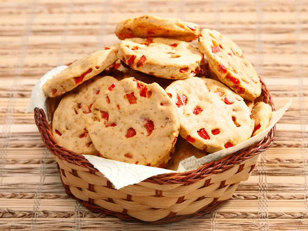 Biscoitos salgados com pimentas — Fotografia de Stock