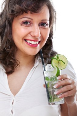 genç kızla mojito
