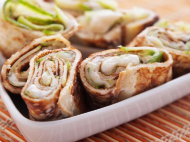 Salatalık ile Cavier tamamladı