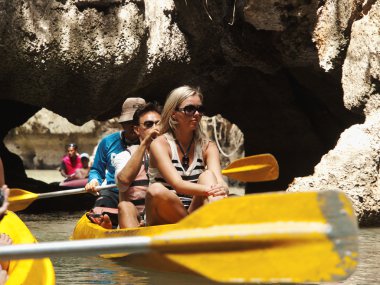 Pang Nga Körfezi, Tayland'da Kayak