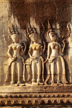 Oyma, Apsara Angkor wat