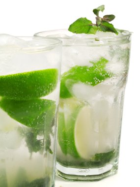 Kokteyller koleksiyonu için malzemeler