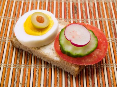 Arka plan üzerinde vejetaryen sandviç