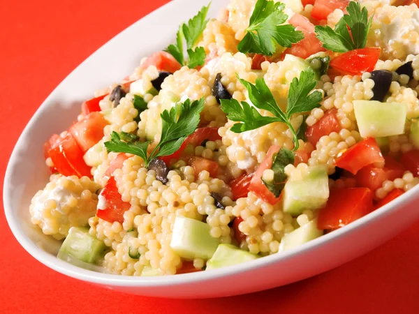 Couscous salade met tomaten — Stockfoto