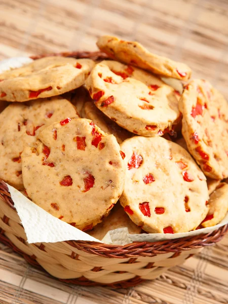 Biscoitos salgados com pimentas — Fotografia de Stock