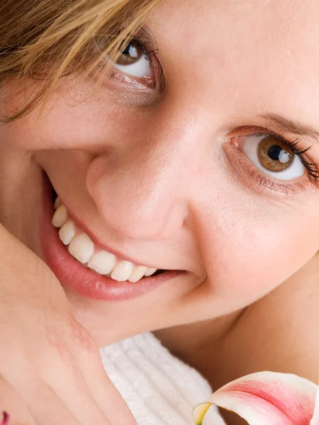 Woman having massage — Stock Photo, Image