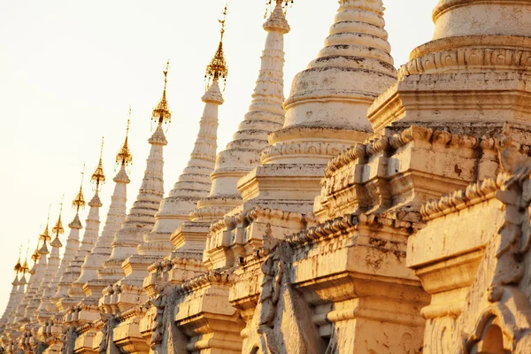 Kuthodaw pagode, myanmar — Stockfoto