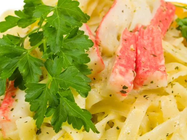 Fettucini preparados com caranguejo — Fotografia de Stock