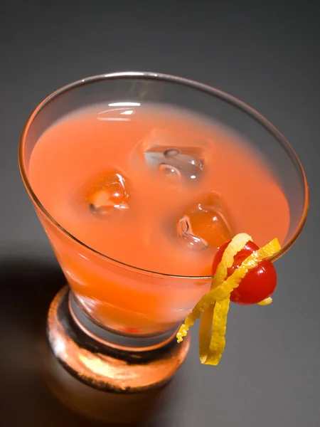 Smakelijke Cocktail drinken — Stockfoto