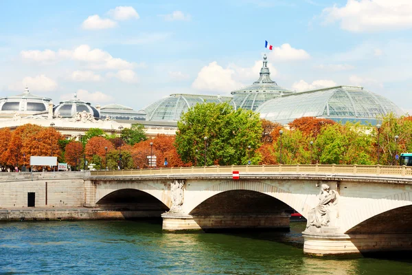 Pont des Invalides, Paříž — Stock fotografie