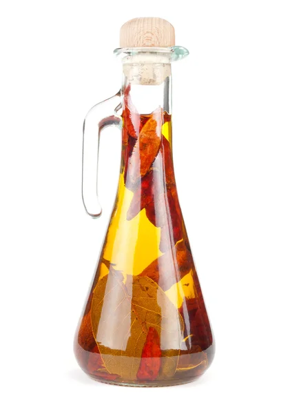 Бутылка оливкового масла изолированы — стоковое фото