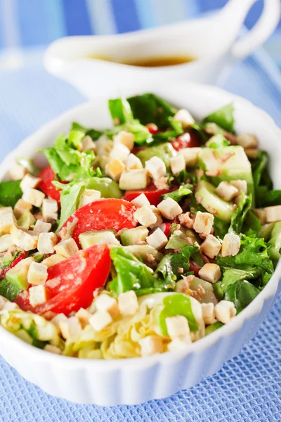 Salad with tomatos and  tuna fish — Stok fotoğraf