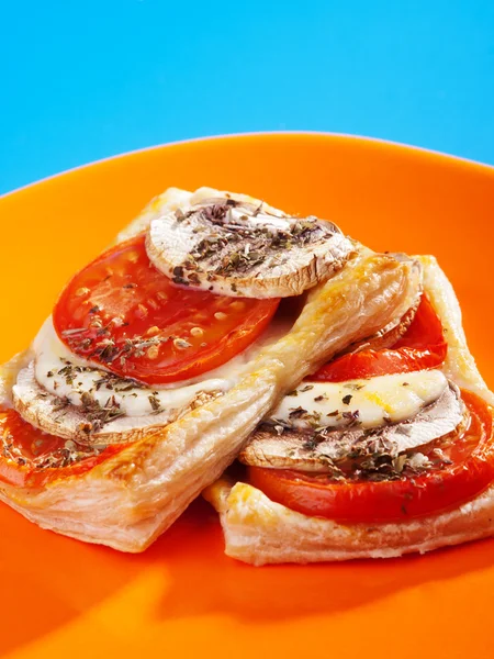 Panino al pomodoro e formaggio — Foto Stock