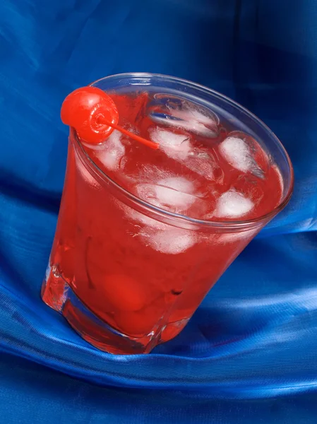 Smakelijke Cocktail drinken — Stockfoto