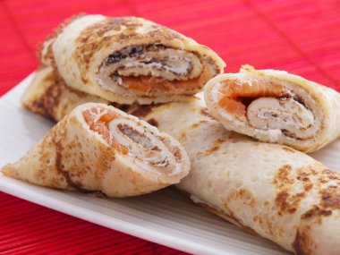 Peynirli somon tamamladı