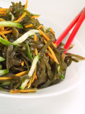Çin yosun salatası
