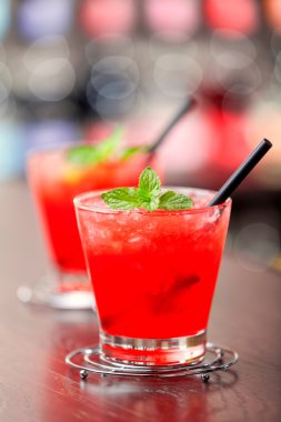 Kokteyller koleksiyonu için malzemeler