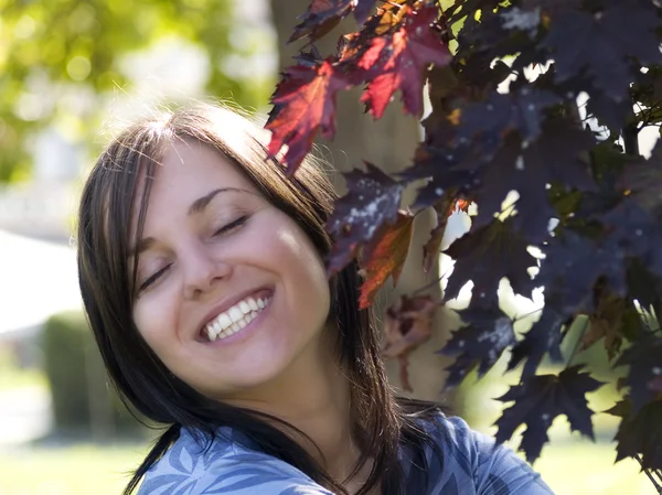 Bella faccia femminile — Foto Stock