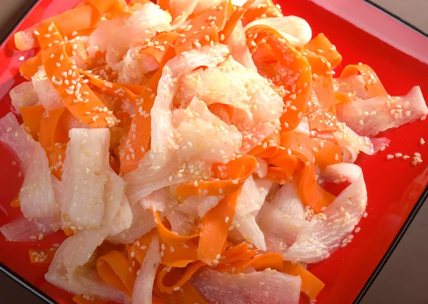 Salada de cenoura e nabo saudável — Fotografia de Stock