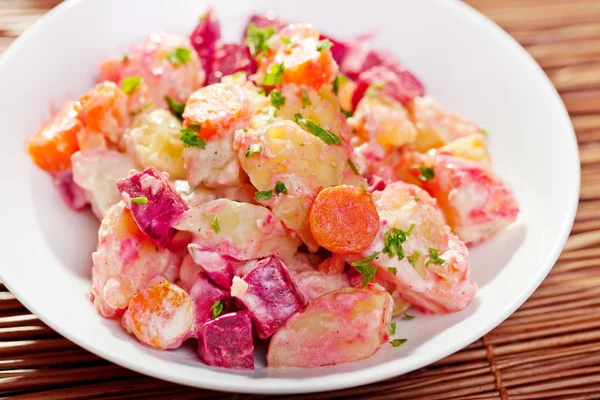 Potato and beet salad — Stock Photo, Image