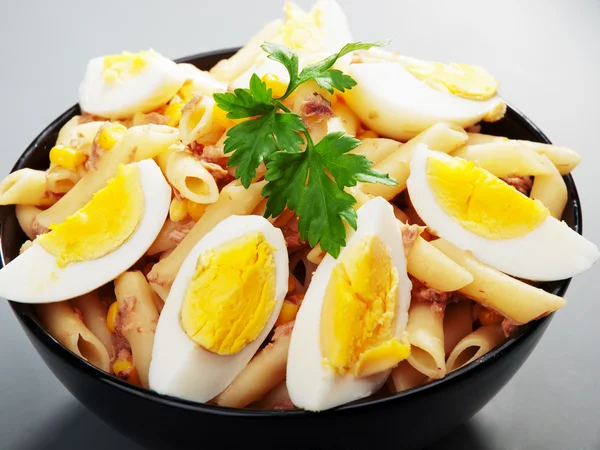 Penne with tuna and eggs — Stock Photo, Image