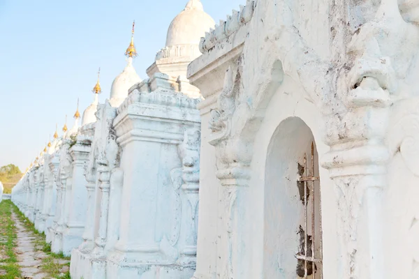 Pagoda de Kuthodaw, Myanmar — Foto de Stock