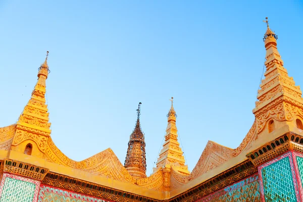 Buddhista templom-Yangon — Stock Fotó