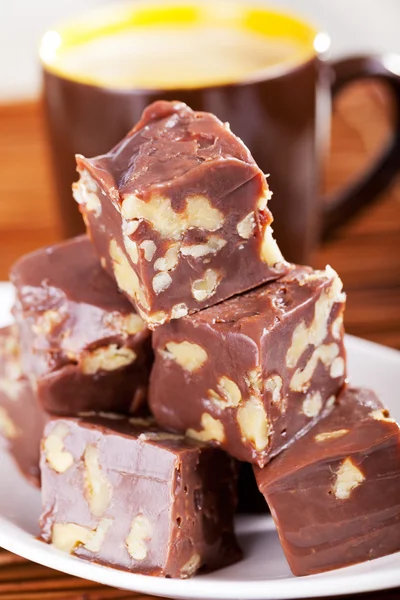 Homemade chocolate with walnuts — Stock Photo, Image