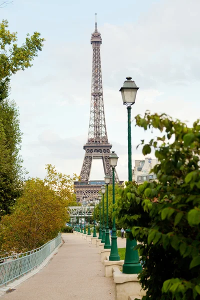 Eiffel Tower at midday — Stock fotografie