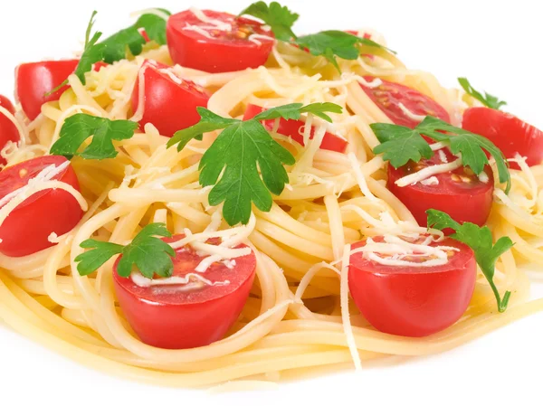 Espaguete preparado com tomate cereja — Fotografia de Stock