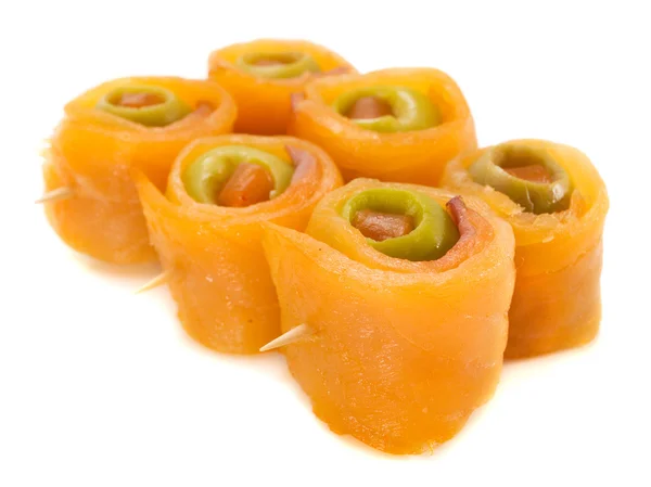 Rollos de salmón con aceituna — Foto de Stock