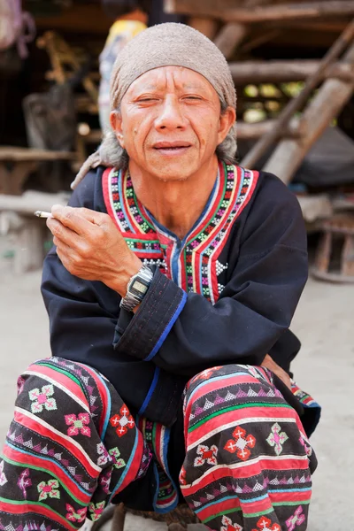 Ortrait of Thai man smoking — Stock Photo, Image