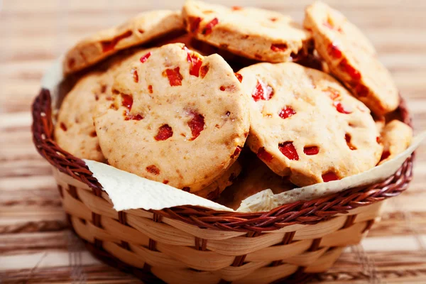 Biscoitos caseiros com pimentas — Fotografia de Stock