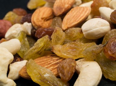 Arka plan üzerinde çeşitli fındık