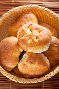 Ev yapımı küçük ekmekler