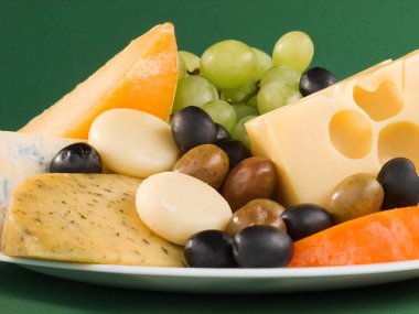 Peynir üzüm ile çeşitli