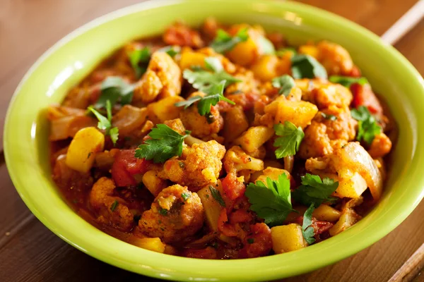 Gobi Aloo Indian curry dish — Stock Photo, Image