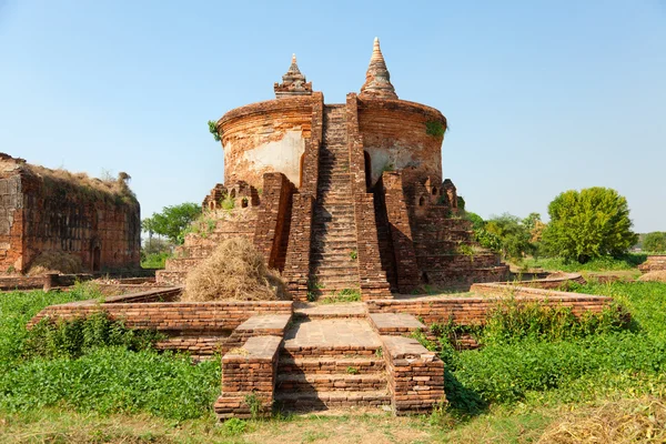 Old brick ruin in Innwa — стокове фото