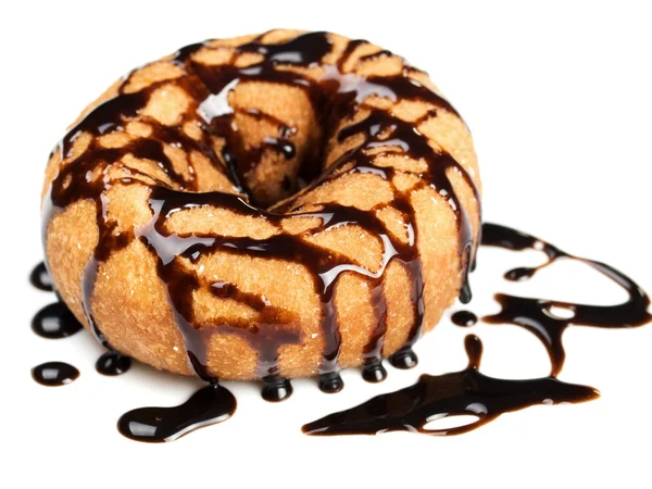 Doce saboroso donut com chocolate — Fotografia de Stock