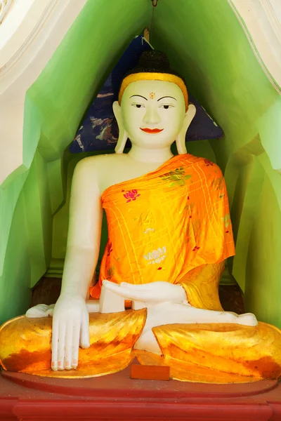 Buddha statue in Shwedagon — Stock Photo, Image