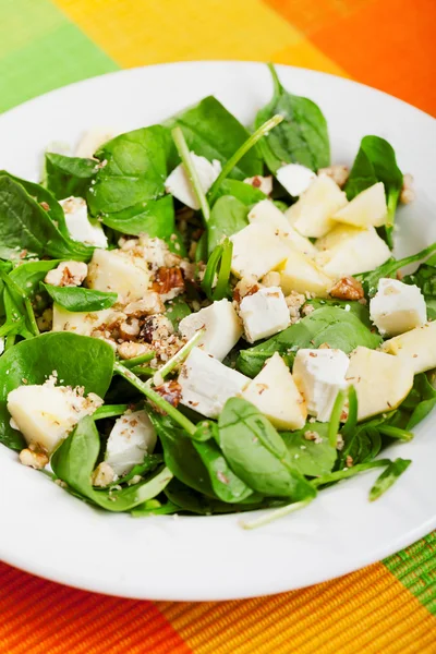 Ensalada de espinacas con peras —  Fotos de Stock