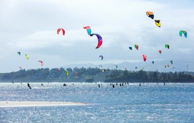  kitesurfers zevk Rüzgar enerjisi