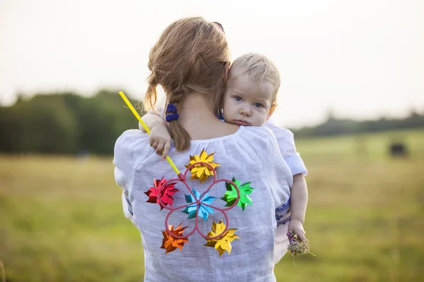 Young  woman with son — Stock Photo, Image