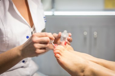 Güzellik Salonu bir pedikür getting kadın