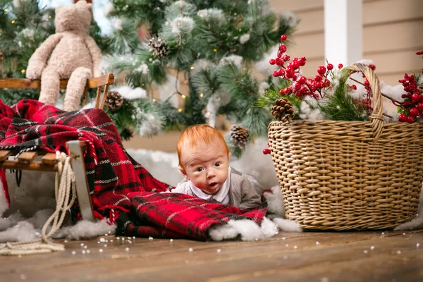 Cute baby boy lying on floor — Stock Photo, Image