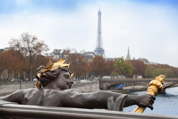 Escultura en París, Francia . — Foto de Stock